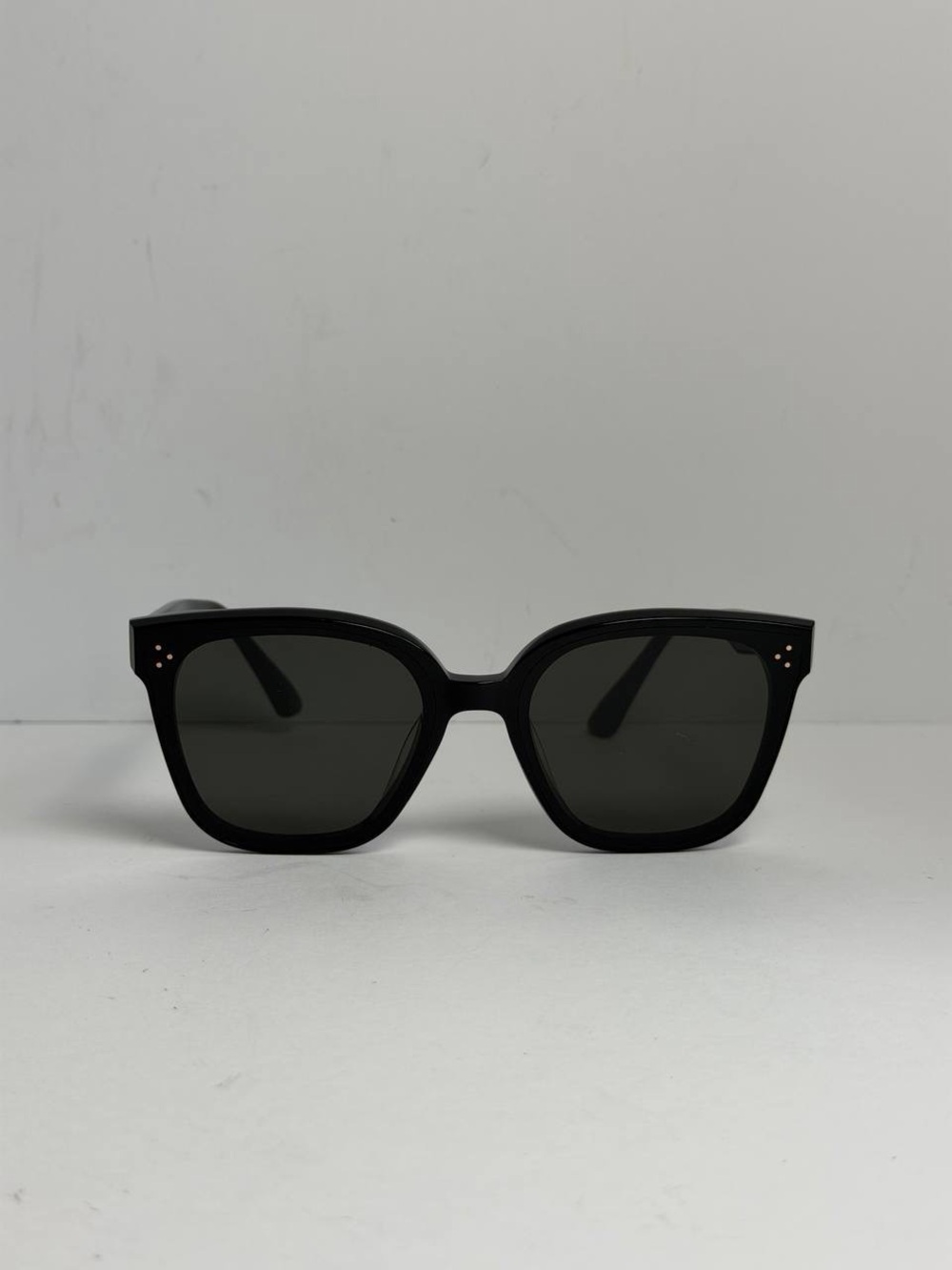 Gentle Monster Rick. S 01 Black Square Sunglasses 61-16-147 Discontinued